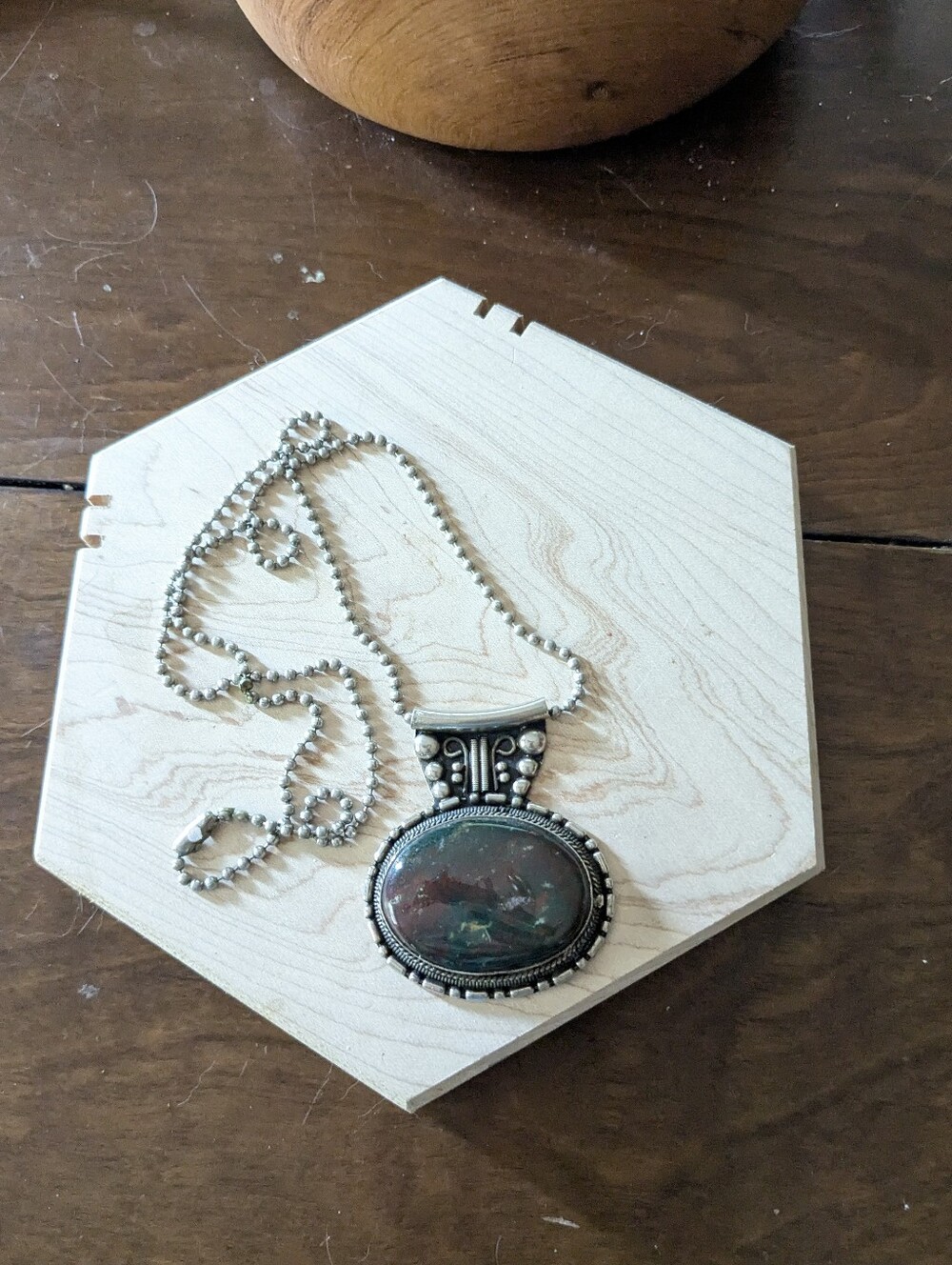 Vintage Silver Tone Oval Agate Jasper Cabochon Pendant Ball Chain Necklace